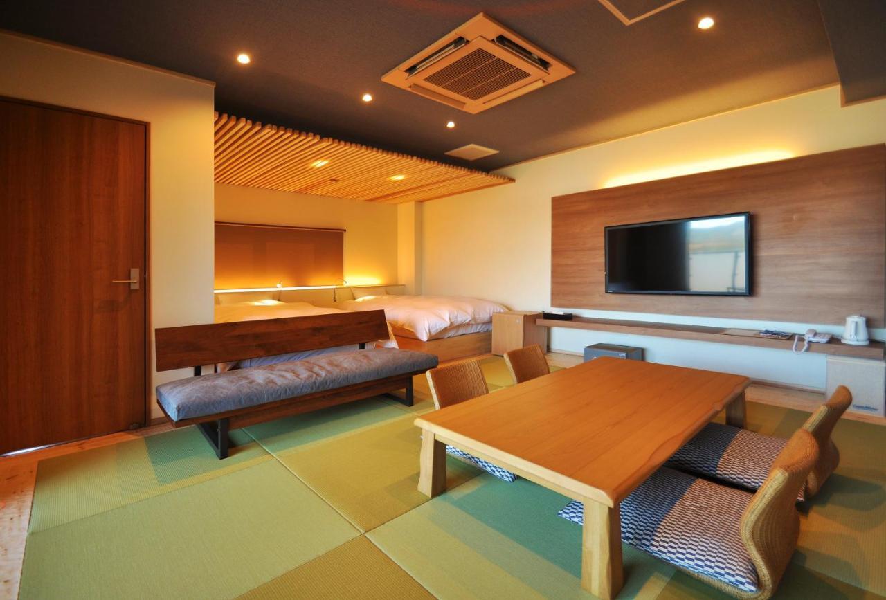 Koyokaku Hotel Урешино Екстериор снимка