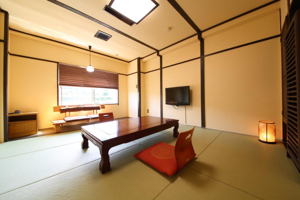 Koyokaku Hotel Урешино Екстериор снимка