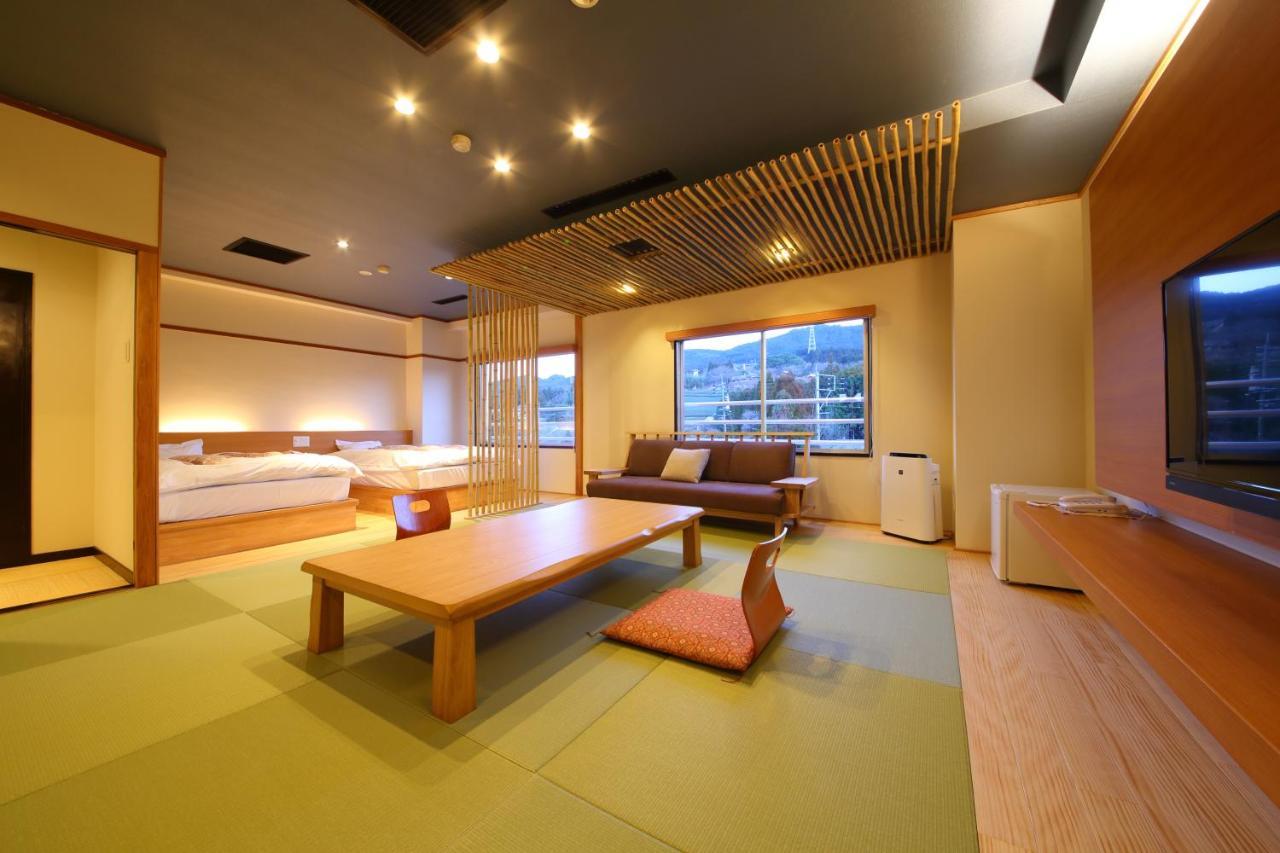 Koyokaku Hotel Урешино Екстериор снимка